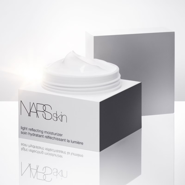 NARS Skin Light Reflecting Moisturizer 50ml - Image 3