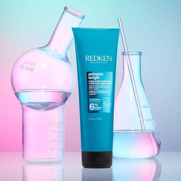 Redken Extreme Length Triple Action Treatment 250ml - Image 2