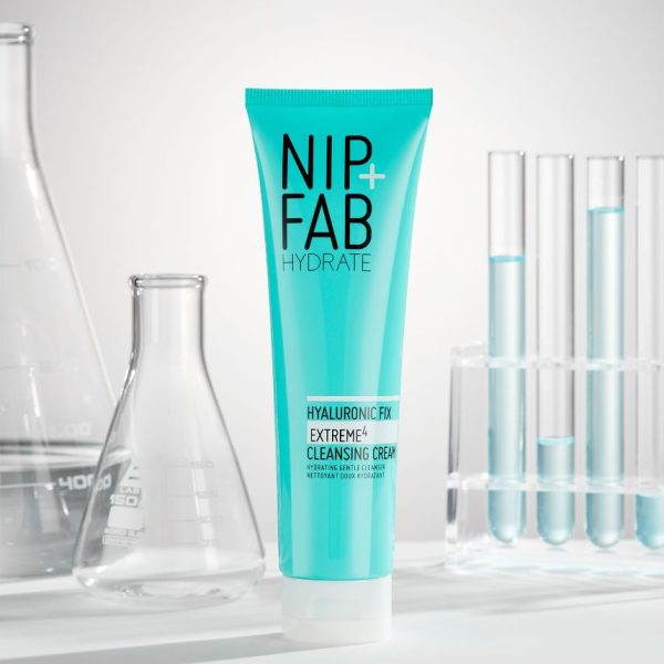 NIP+FAB Hyaluronic Fix Extreme4 Hydration Cleansing Cream 150ml - Image 2