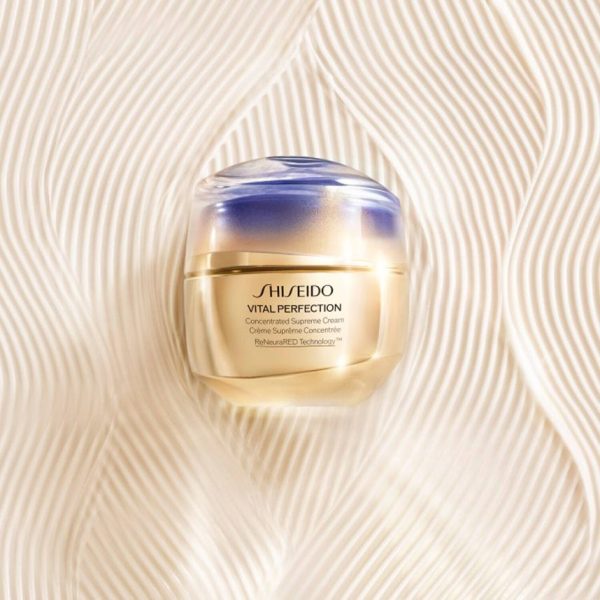 SHISEIDO Vital Perfection Supreme Starter Kit - Image 3