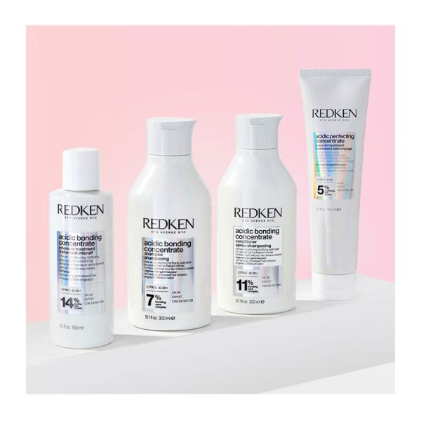 Redken Acidic Bonding Concentrate Shampoo & Conditioner - Image 2