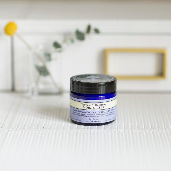 Neal's Yard Remedies Yarrow & Comfrey Moisturiser 50g - Image 2