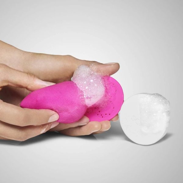 BEAUTYBLENDER blendercleanser® solid® Soap - Image 4