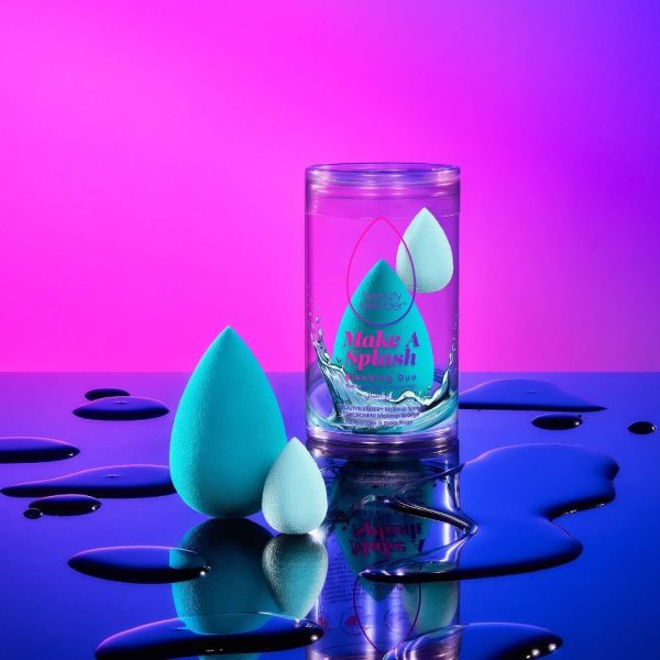 BEAUTYBLENDER Make a Splash Blending - Beauty Blender and Micro Mini Sponge  Duo - Image 2