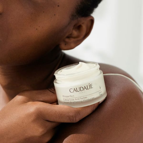 Caudalie Skincare Vinoperfect Instant Brightening Moisturiser 50ml - Image 4