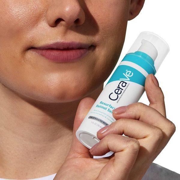 CeraVe Resurfacing Retinol Serum with Ceramides & Niacinamide for Blemish-Prone Skin 30ml - Image 4