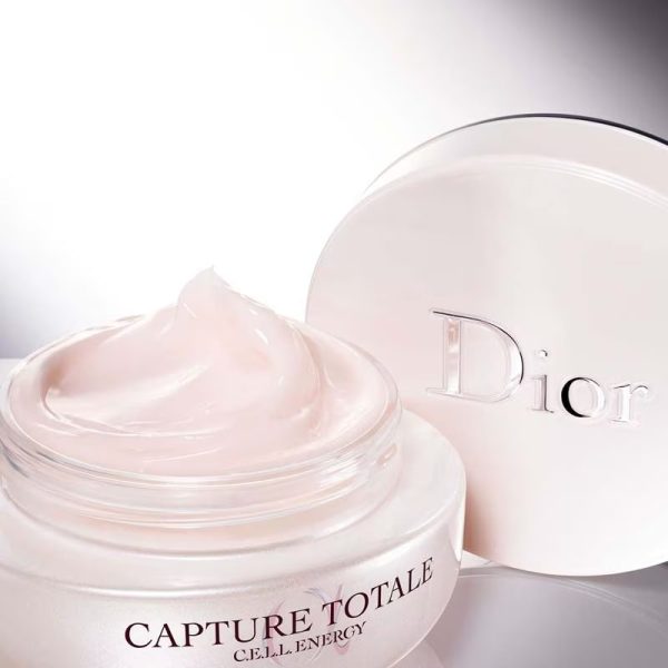 DIOR Capture Totale Firming & Wrinkle-Corrective Creme 50ml - Image 2