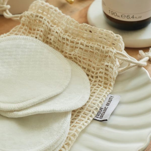 Evolve Beauty Bamboo Reusable Makeup Remover Pads x 5 - Image 3