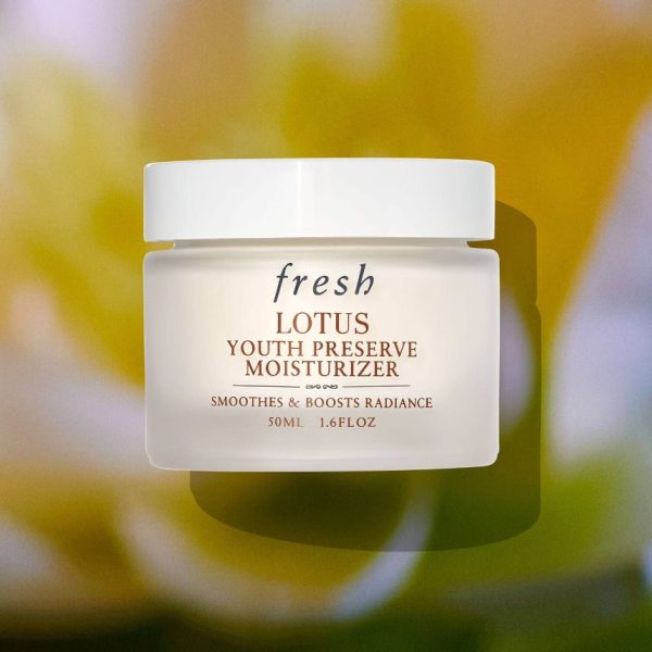 FRESH Lotus Youth Preserve Moisturiser 15ml - Image 4