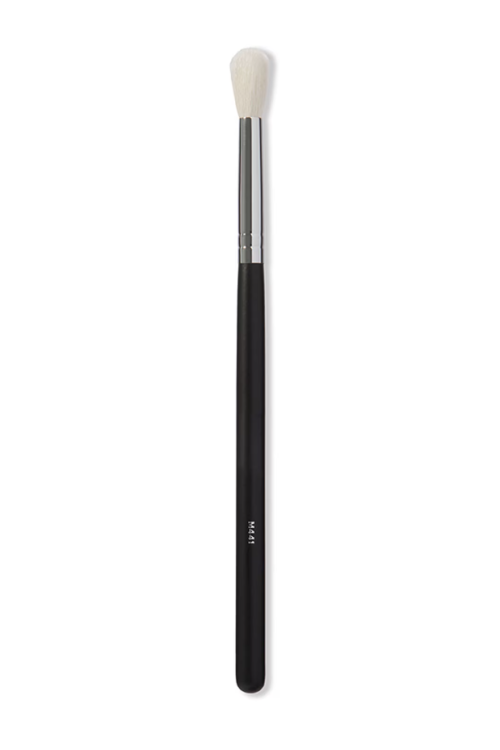 Morphe M441 – Pro Firm Blending Crease Brush