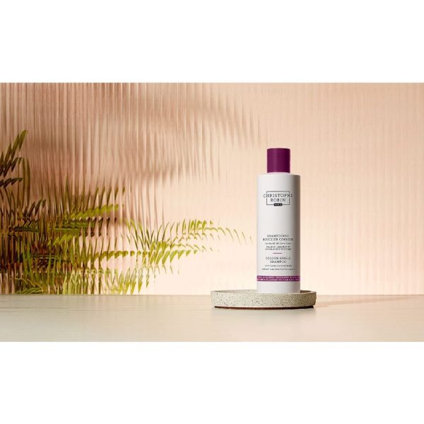 Christophe Robin Color Shield Shampoo With Camu-Camu Berries 250ml - Image 3