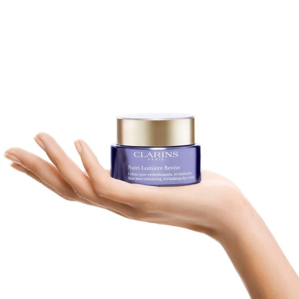 Clarins Nutri-Lumière Revive Day Cream 50ml - Image 4