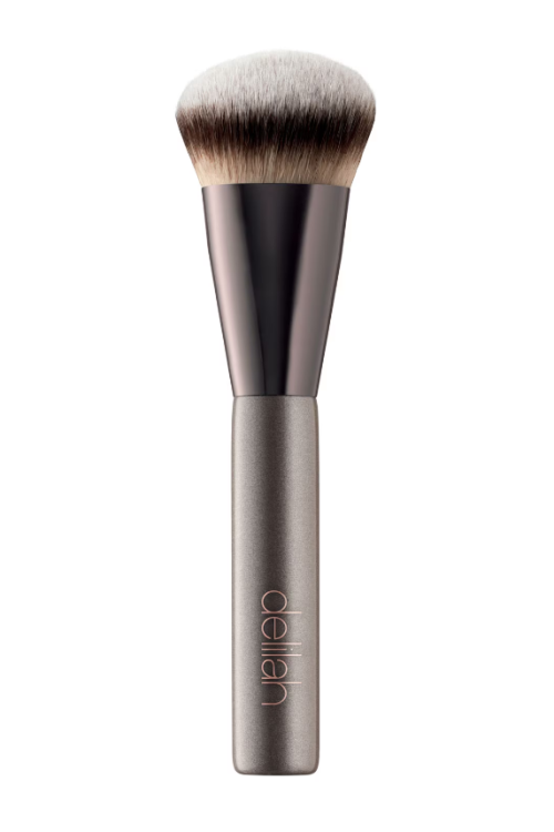 delilah Fuller Coverage Foundation Brush