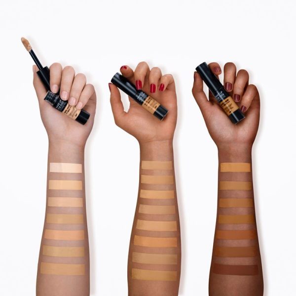 MAKE UP FOR EVER Matte Velvet Skin Concealer - Image 2