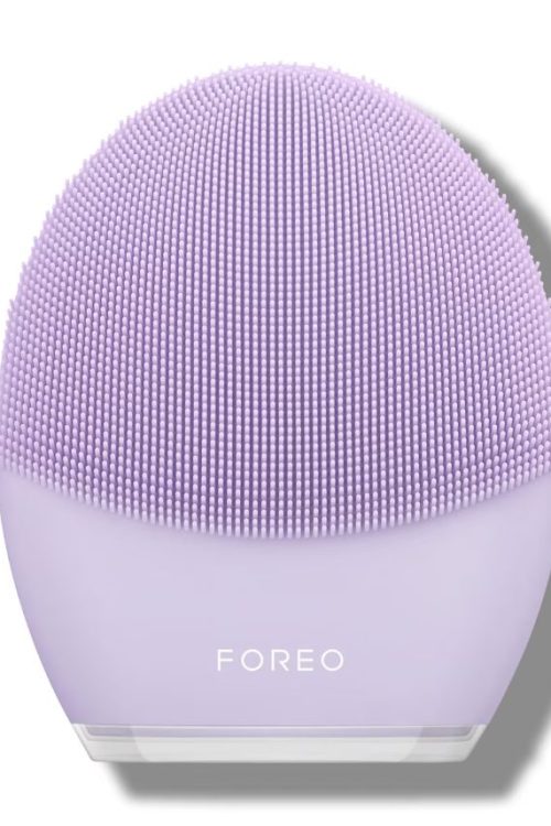 FOREO LUNA 3 Face Brush And Anti-Aging Massager For Sensitive Skin – USB Plug