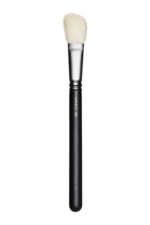 M.A.C 168s Large Angled Contour Brush Brush