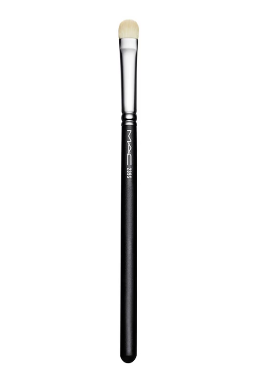 M.A.C 239s Eye Shader Brush Brush